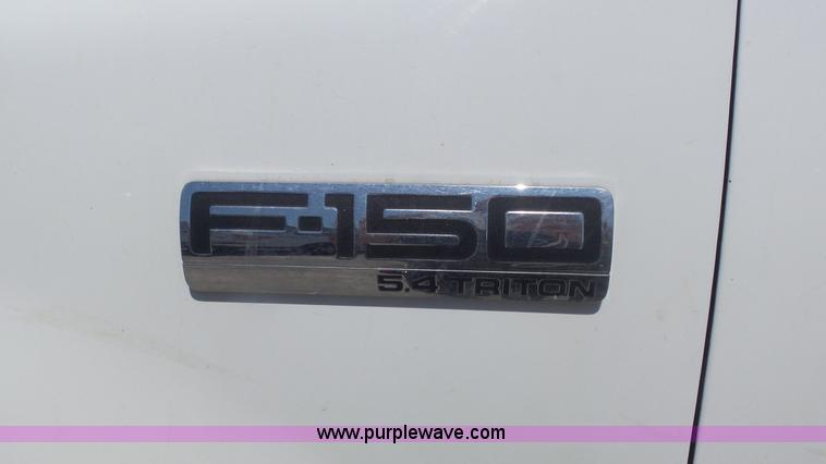 image for item K7746 2006 Ford F150 SuperCab pickup truck