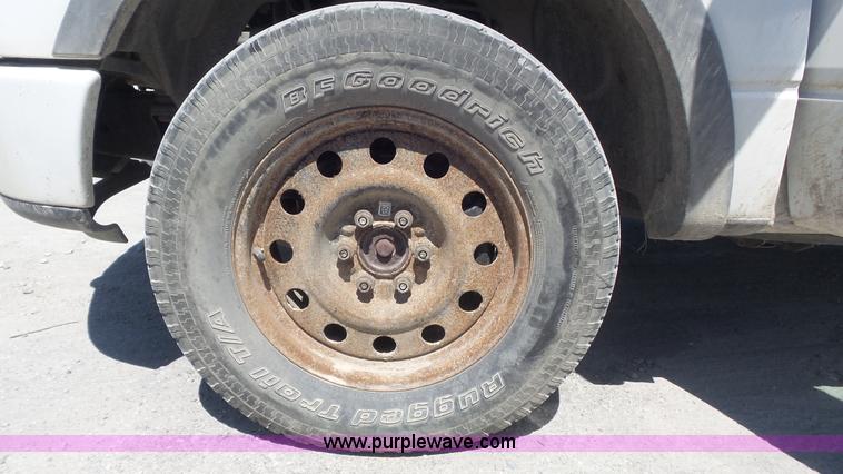 image for item K7746 2006 Ford F150 SuperCab pickup truck