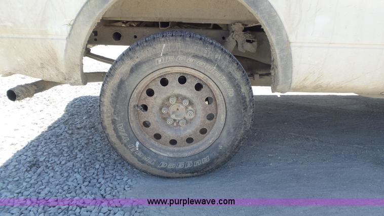 image for item K7746 2006 Ford F150 SuperCab pickup truck