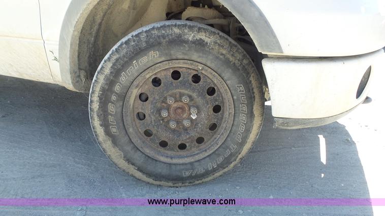 image for item K7746 2006 Ford F150 SuperCab pickup truck