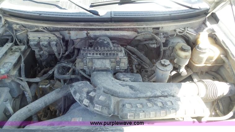 image for item K7746 2006 Ford F150 SuperCab pickup truck