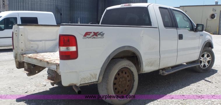 image for item K7747 2006 Ford F150 SuperCab pickup truck