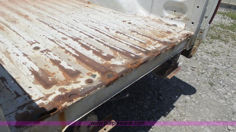 image for item K7747 2006 Ford F150 SuperCab pickup truck