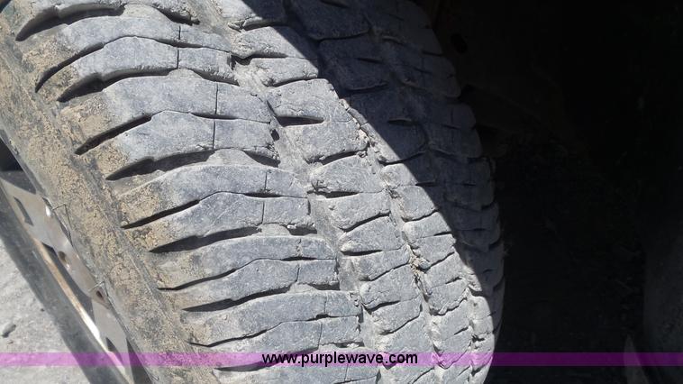 image for item K7747 2006 Ford F150 SuperCab pickup truck