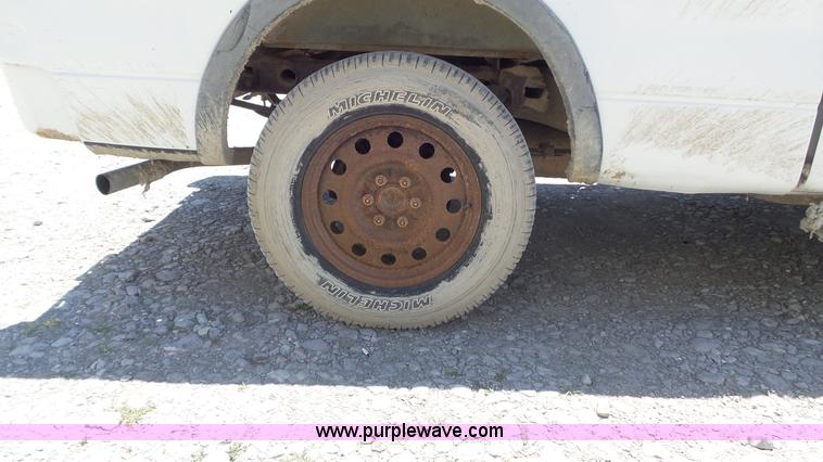 image for item K7747 2006 Ford F150 SuperCab pickup truck