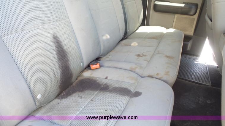 image for item K7747 2006 Ford F150 SuperCab pickup truck