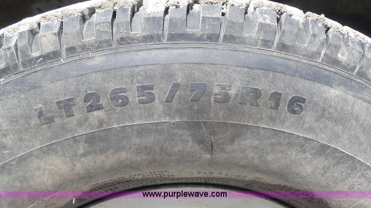 image for item K7748 2003 Chevrolet Silverado 2500 HD pickup truck