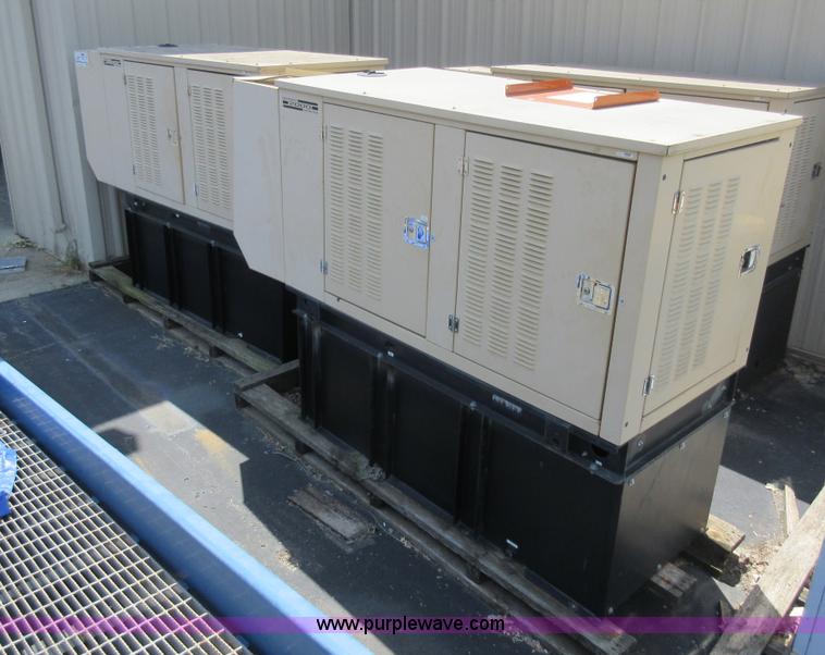 image for item K7896 (3) Generac 2000 Series generator