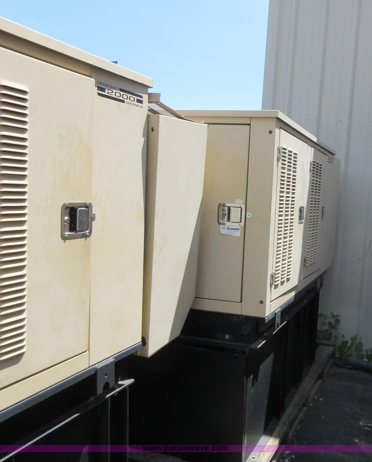 image for item K7896 (3) Generac 2000 Series generator