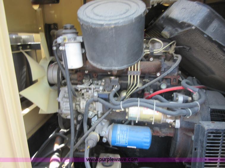 image for item K7896 (3) Generac 2000 Series generator