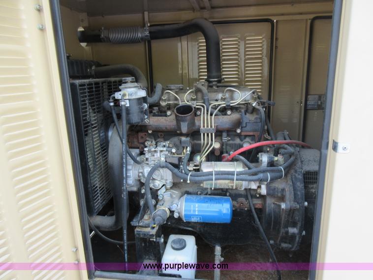 image for item K7896 (3) Generac 2000 Series generator