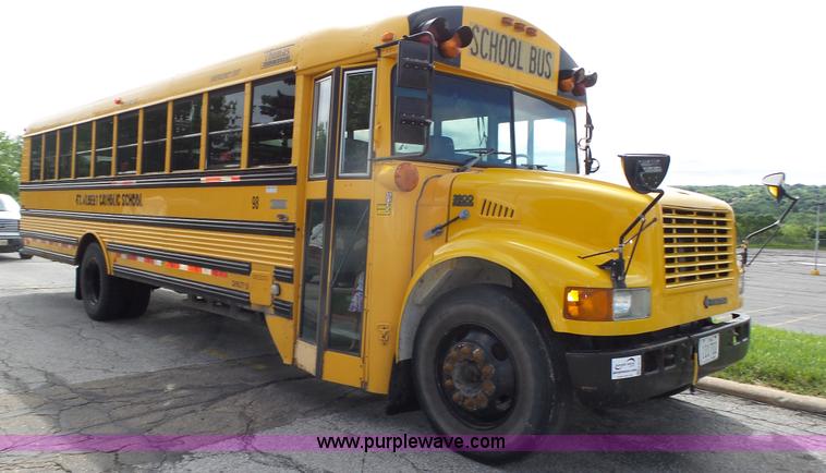 image for item K8313 1998 International 3800 school bus