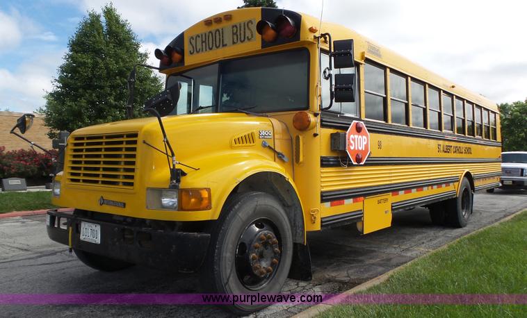image for item K8313 1998 International 3800 school bus