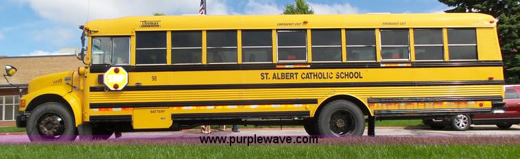 image for item K8313 1998 International 3800 school bus