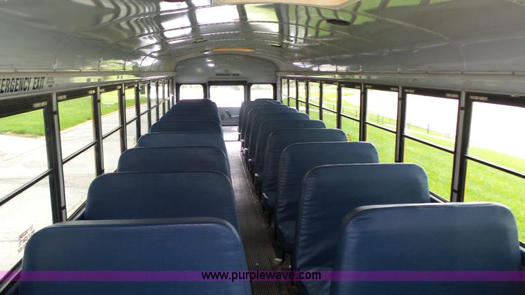 image for item K8313 1998 International 3800 school bus