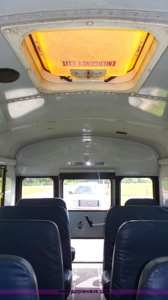 image for item K8313 1998 International 3800 school bus