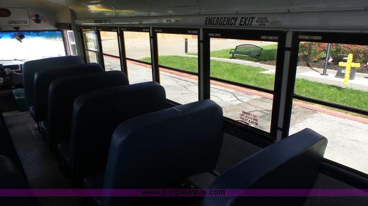 image for item K8313 1998 International 3800 school bus