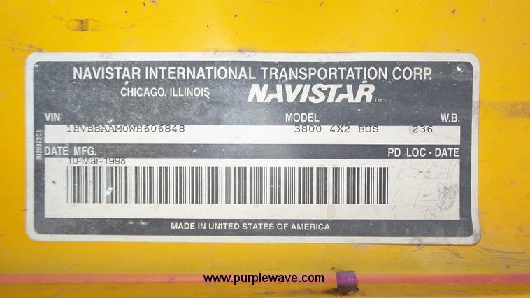 image for item K8313 1998 International 3800 school bus