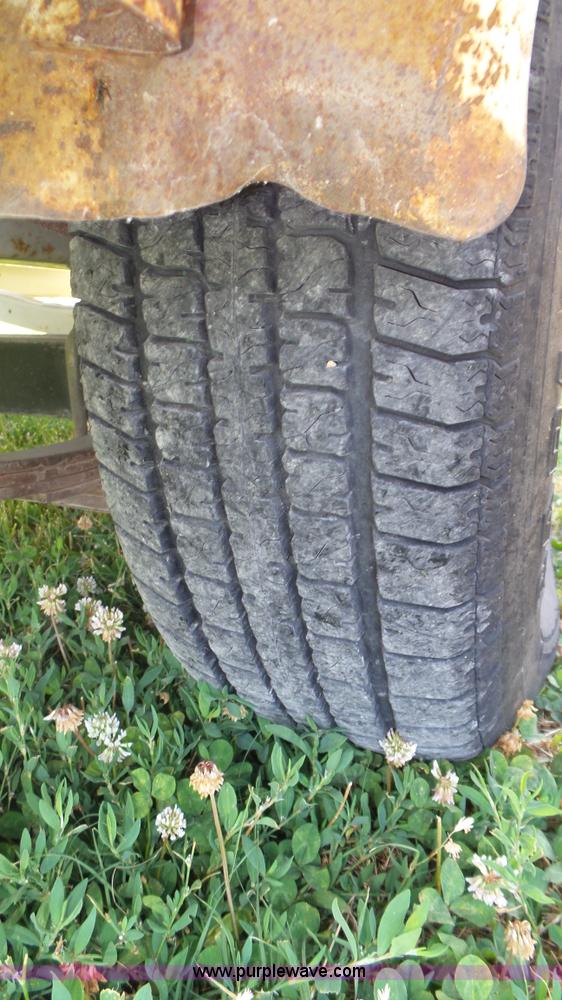 image for item K8323 1988 Glastron SSV-199 boat