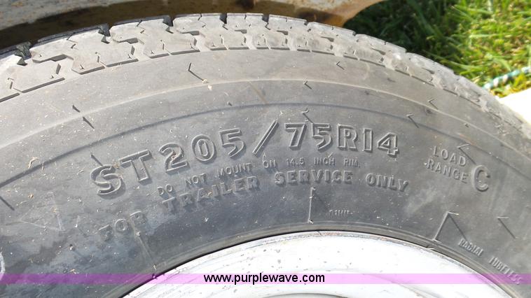 image for item K8323 1988 Glastron SSV-199 boat