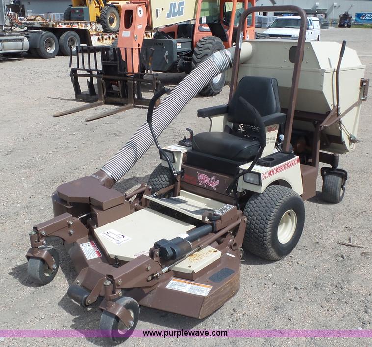 image for item K8330 Grasshopper 620T ZTR lawn mower