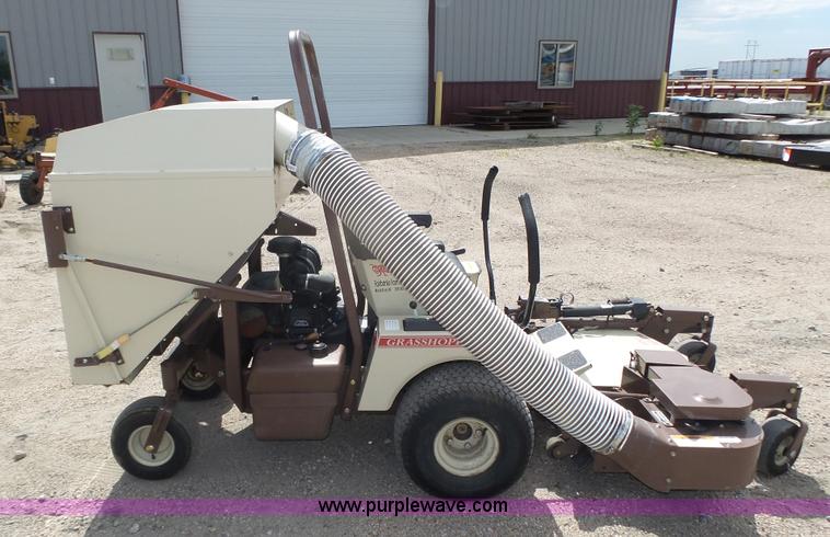 image for item K8330 Grasshopper 620T ZTR lawn mower