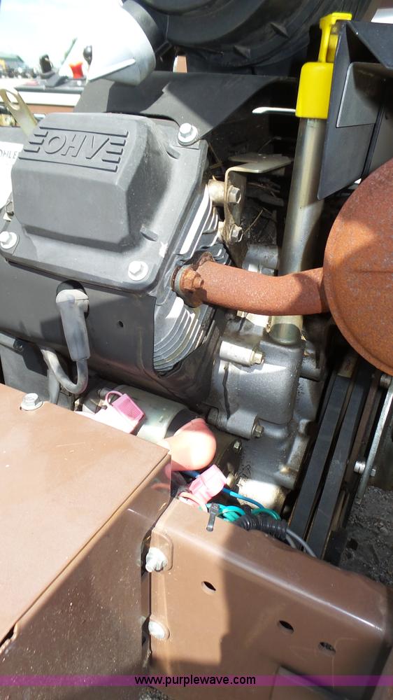 image for item K8330 Grasshopper 620T ZTR lawn mower