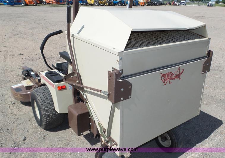 image for item K8330 Grasshopper 620T ZTR lawn mower