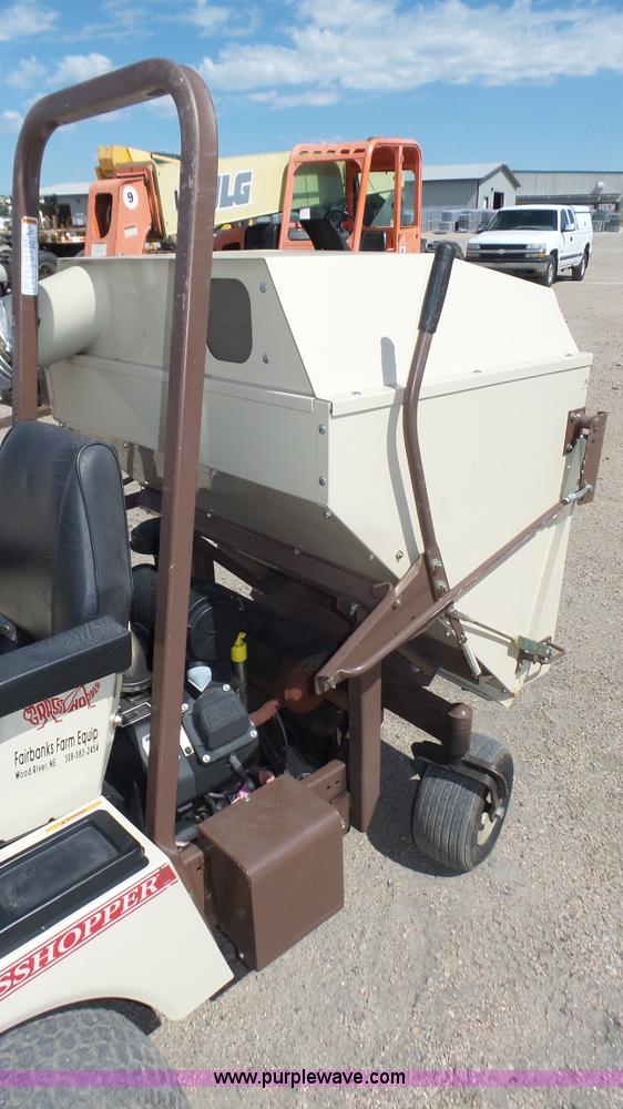 image for item K8330 Grasshopper 620T ZTR lawn mower