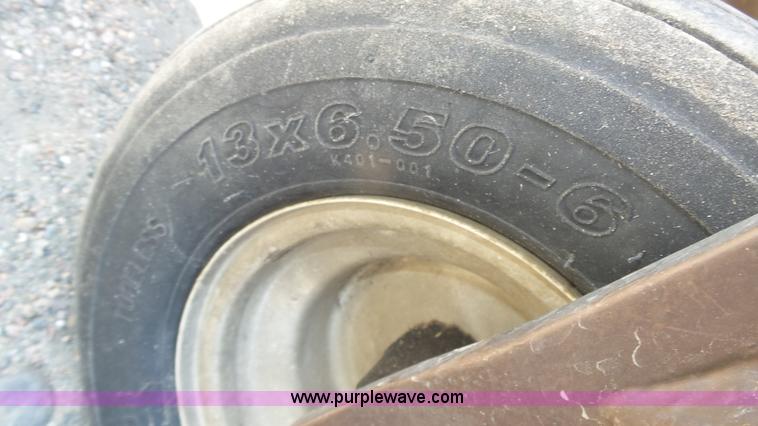 image for item K8330 Grasshopper 620T ZTR lawn mower