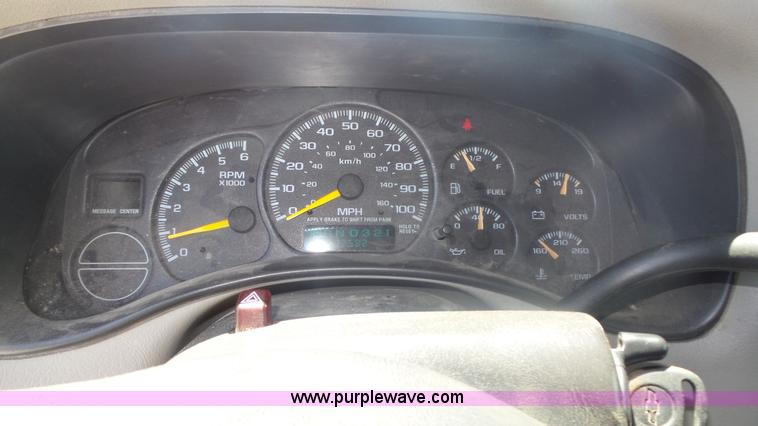 image for item K8337 2000 Chevrolet Silverado 1500 LS Z71 Ext. Cab pickup truck