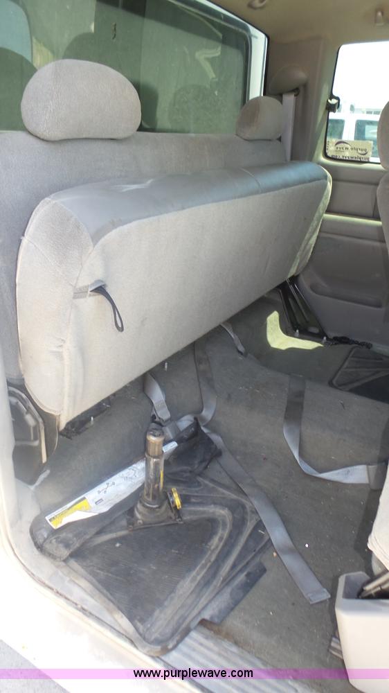 image for item K8337 2000 Chevrolet Silverado 1500 LS Z71 Ext. Cab pickup truck