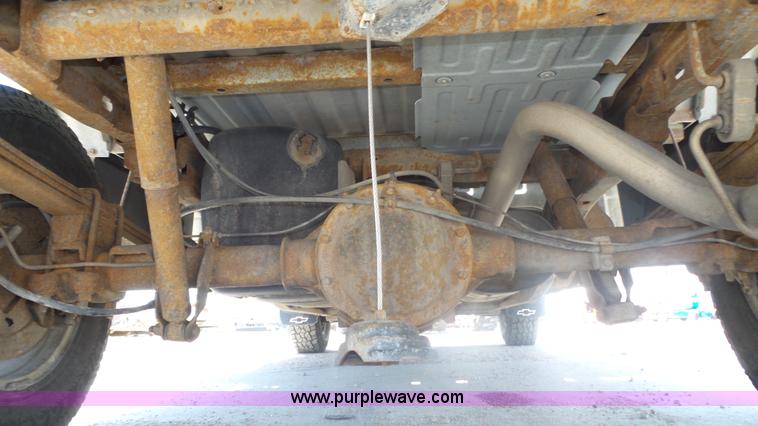 image for item K8337 2000 Chevrolet Silverado 1500 LS Z71 Ext. Cab pickup truck