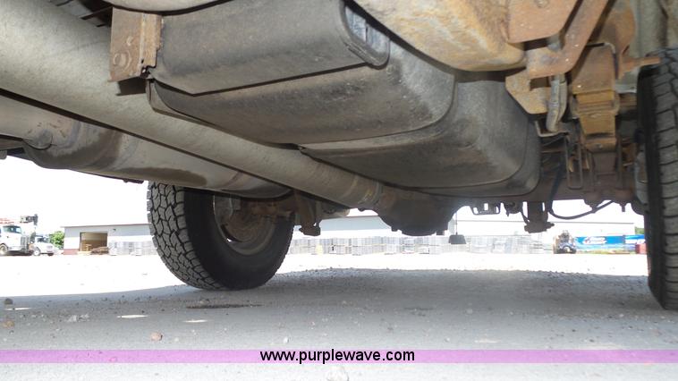 image for item K8337 2000 Chevrolet Silverado 1500 LS Z71 Ext. Cab pickup truck