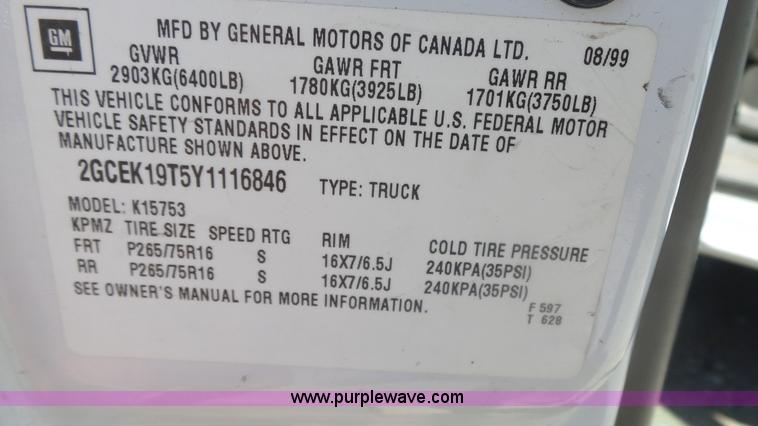 image for item K8337 2000 Chevrolet Silverado 1500 LS Z71 Ext. Cab pickup truck