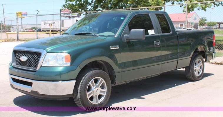 image for item K8808 2007 Ford F150 XLT SuperCab pickup truck