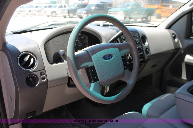 image for item K8808 2007 Ford F150 XLT SuperCab pickup truck