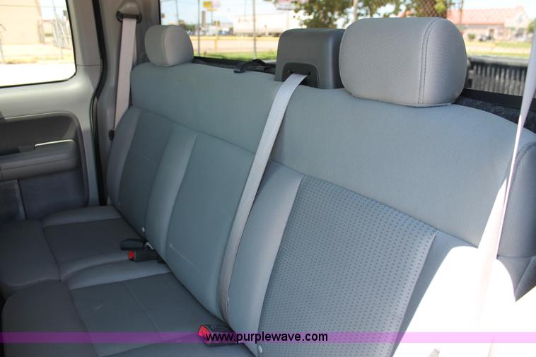 image for item K8808 2007 Ford F150 XLT SuperCab pickup truck