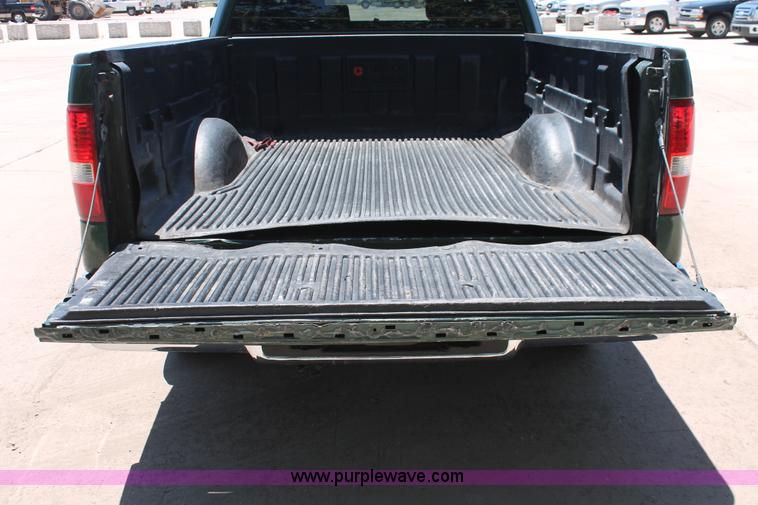 image for item K8808 2007 Ford F150 XLT SuperCab pickup truck