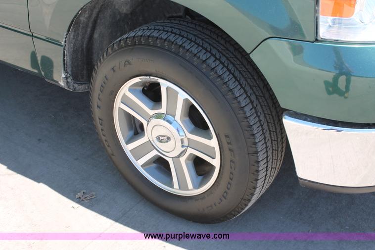 image for item K8808 2007 Ford F150 XLT SuperCab pickup truck