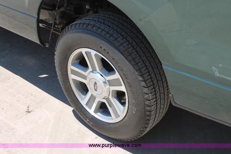 image for item K8808 2007 Ford F150 XLT SuperCab pickup truck