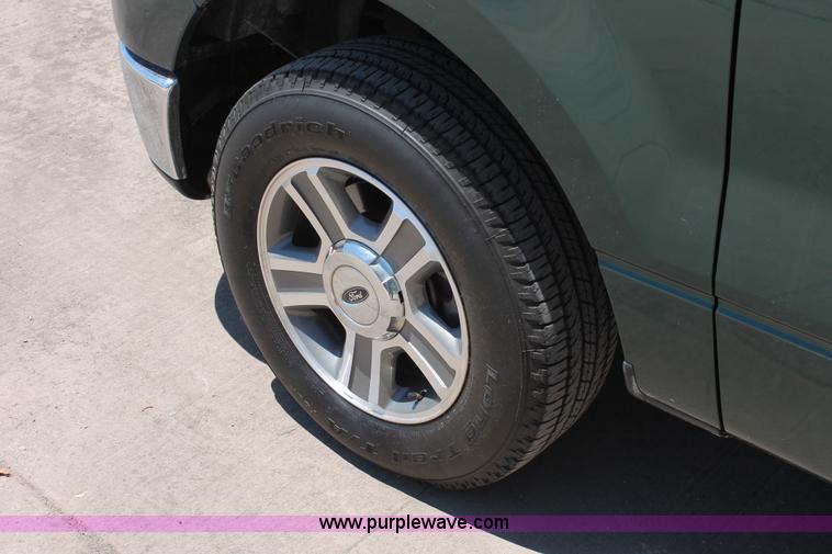 image for item K8808 2007 Ford F150 XLT SuperCab pickup truck