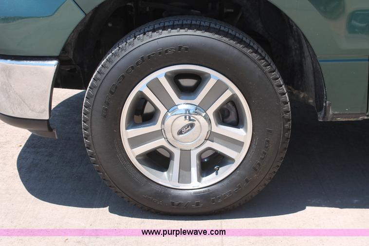 image for item K8808 2007 Ford F150 XLT SuperCab pickup truck