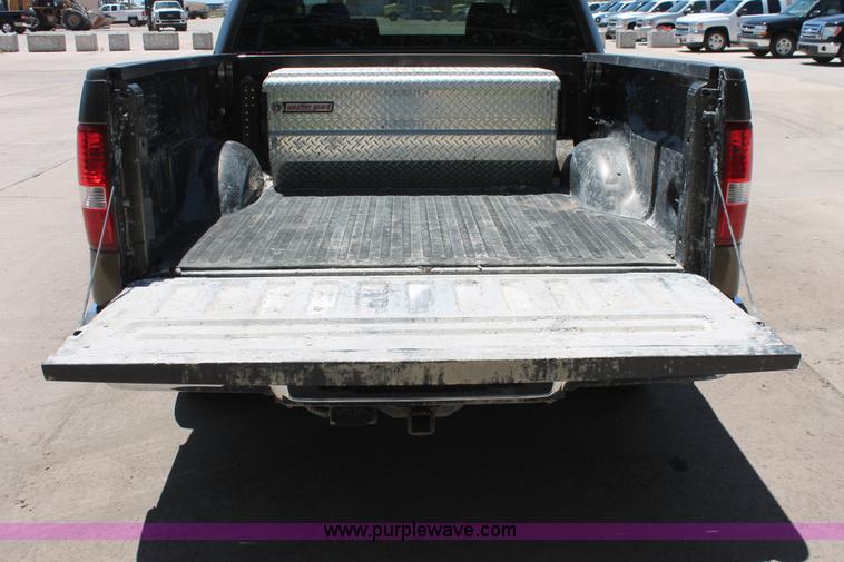 image for item K8809 2008 Ford F150 XLT SuperCrew pickup truck