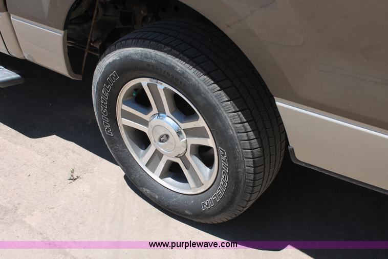 image for item K8809 2008 Ford F150 XLT SuperCrew pickup truck