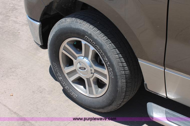 image for item K8809 2008 Ford F150 XLT SuperCrew pickup truck