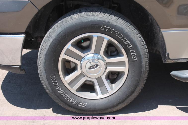 image for item K8809 2008 Ford F150 XLT SuperCrew pickup truck