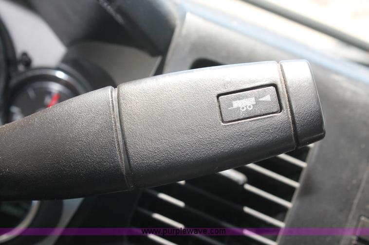 image for item K8820 2008 Chevrolet Silverado 1500 LT Crew Cab pickup truck