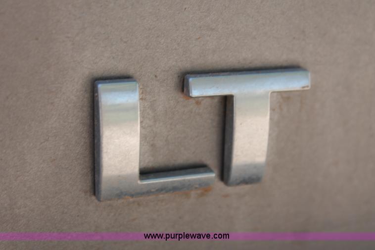 image for item K8820 2008 Chevrolet Silverado 1500 LT Crew Cab pickup truck