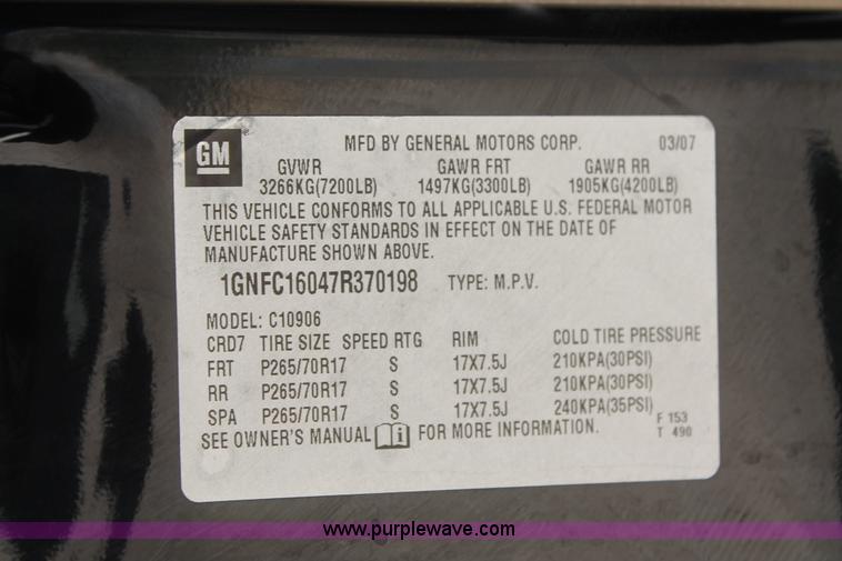 image for item K8823 2007 Chevrolet Suburban 1500 LT SUV